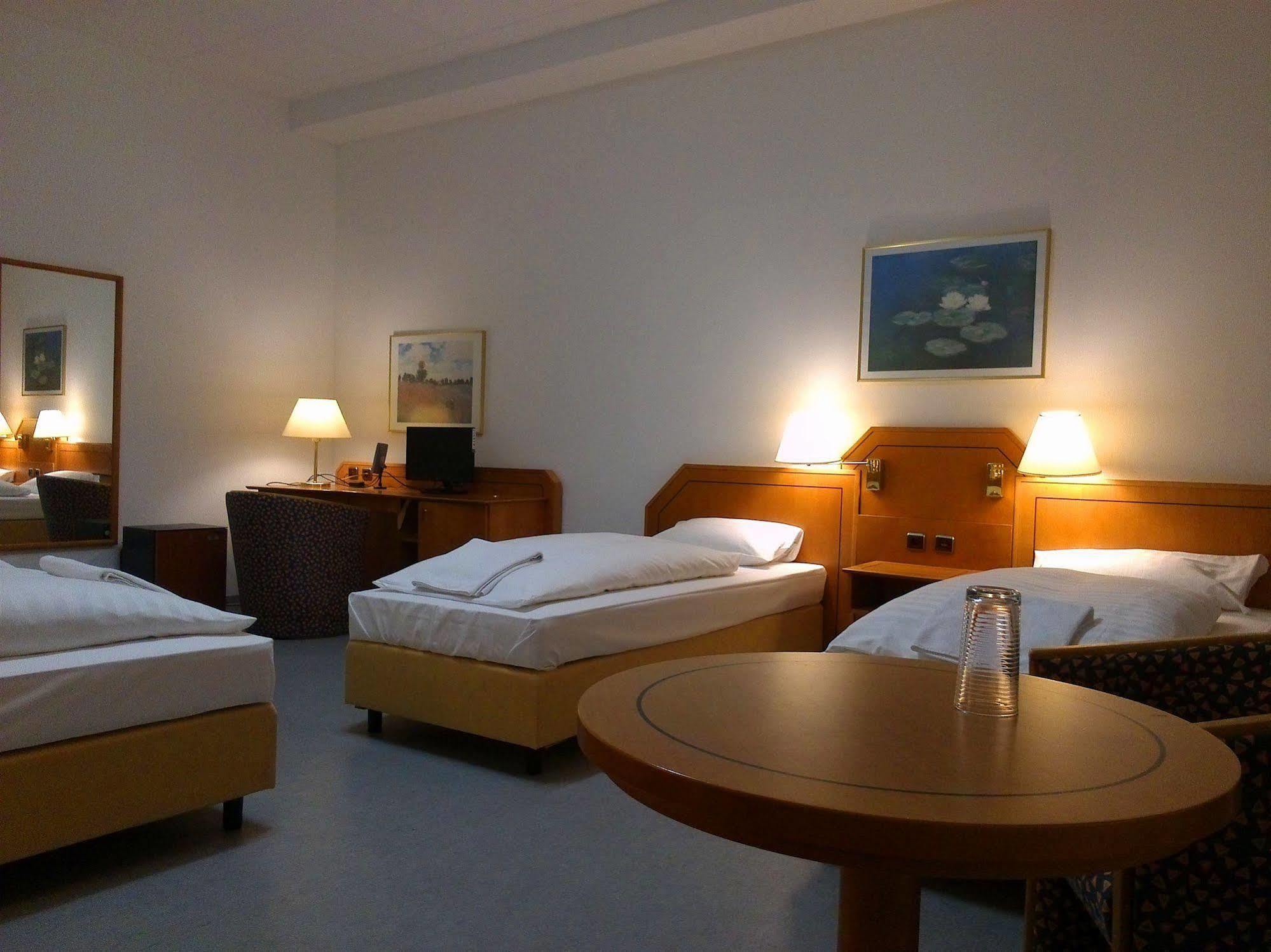 Willy Hotel Frankfurt Frankfurt am Main Dış mekan fotoğraf