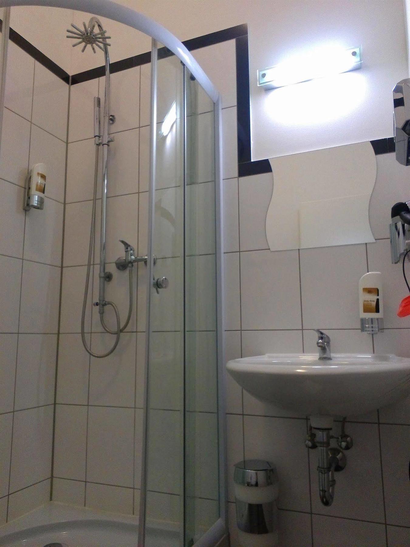 Willy Hotel Frankfurt Frankfurt am Main Dış mekan fotoğraf
