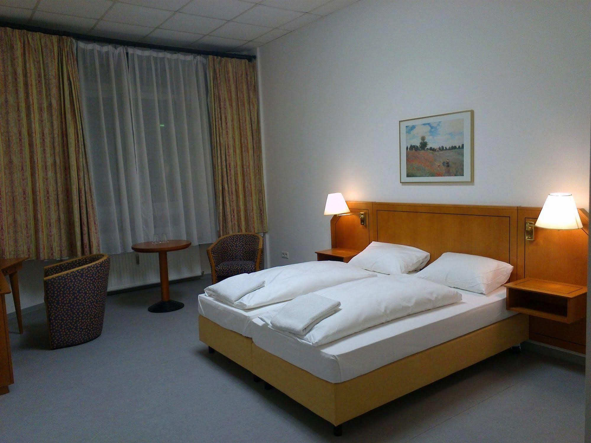 Willy Hotel Frankfurt Frankfurt am Main Dış mekan fotoğraf