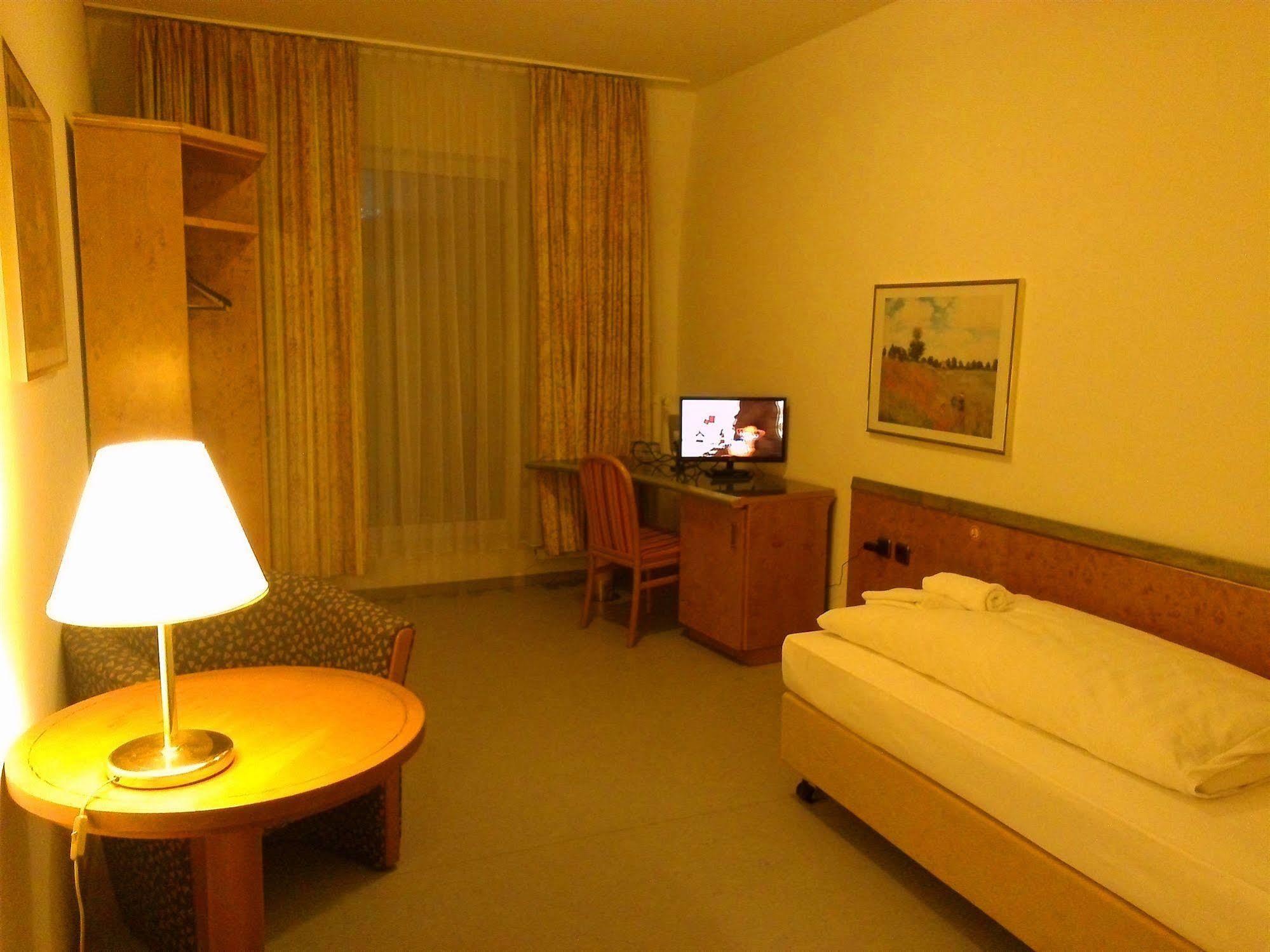 Willy Hotel Frankfurt Frankfurt am Main Dış mekan fotoğraf